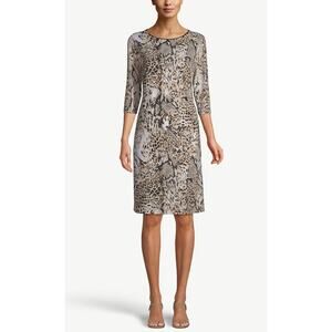 Chicos size 4 (20-22) Animal Print Dress Stretchy 3/4-Sleeve Shift Dress Plus